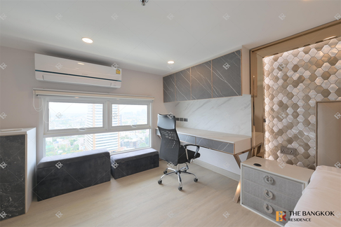 59 Heritage The Privilege of Luxury in an Economic Hub Location near BTS Thong Lo