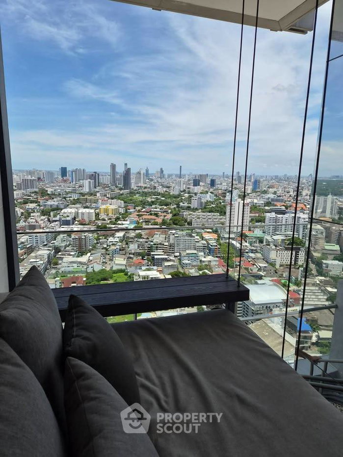 picture 1-BR 35 Sqm Condo At The Crown Residences, 400m to MRT Khlong Toei (ID 3028310) - 11/16