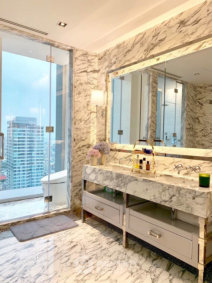 รูป ชั้น 31 คอนโด 3 ห้องนอน 197 ตารางเมตร The Ritz-Carlton Residences, Bangkok ใกล้ BTS ช่องนนทรี (ID 3192547) - รูปที่ 10/11