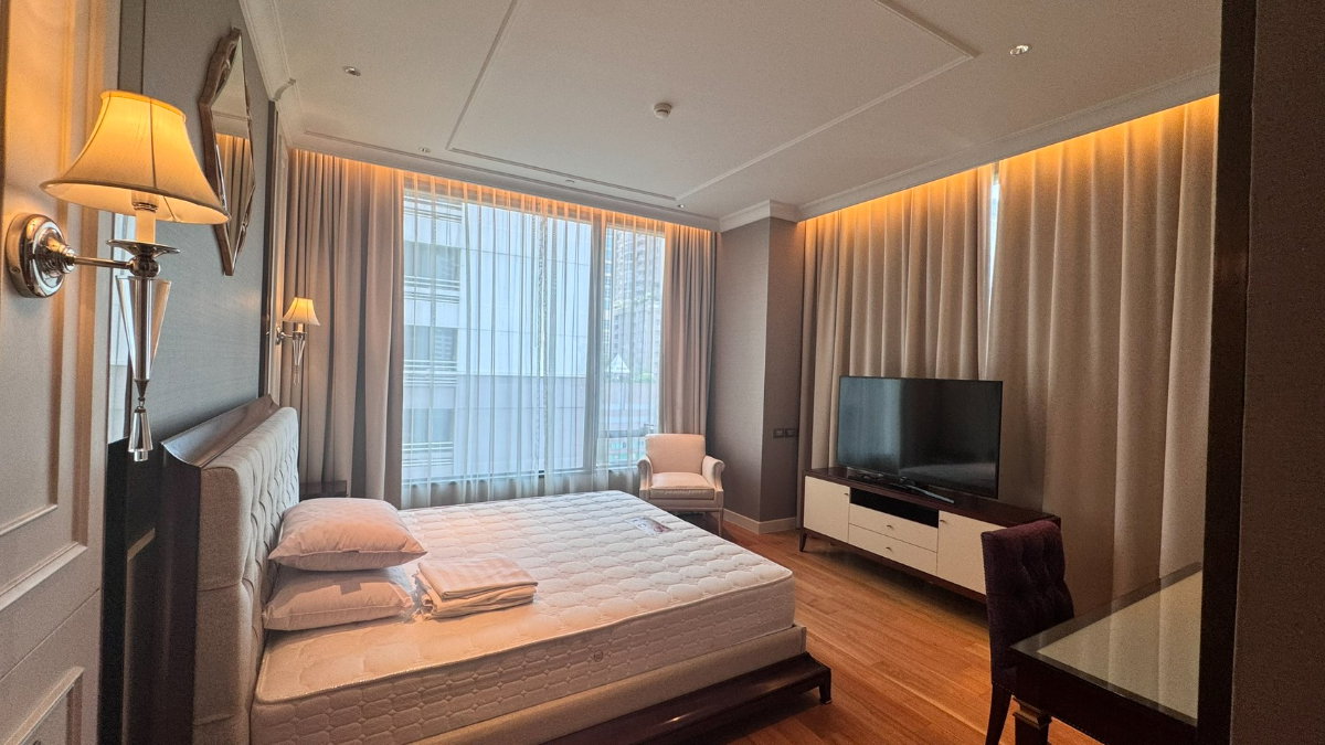 รูป ที่พักอาศัยระดับซูเปอร์ลักชัวรีในกรุงเทพฯ | ยูนิตห้องมุมหายากที่ Sindhorn Residence - รูปที่ 17/43