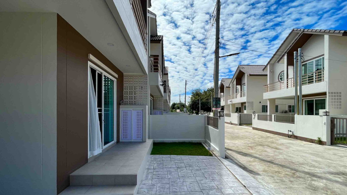 รูป 🏡 บ้าน 2 ชั้นให้เช่า ใกล้โรงเรียนนานาชาติปัญญาเด่น และกาดฝรั่ง หางดง ตกแต่งสไตล์มินิมอล | เฟอร์นิเจอร์ครบ | พร้อมเข้าอยู่ - รูปที่ 18/18