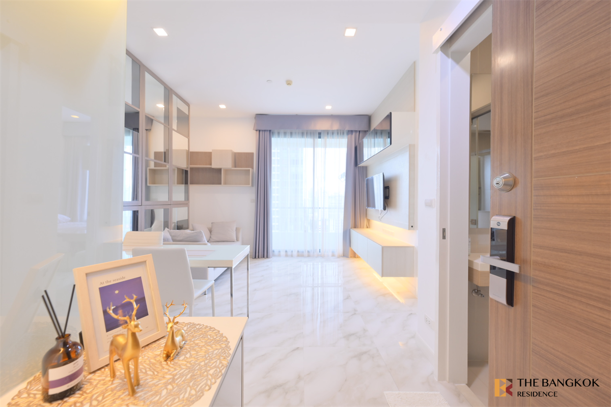 picture Q Asoke near MRT Phetchaburi Station Room available, ready to move in - 8/10