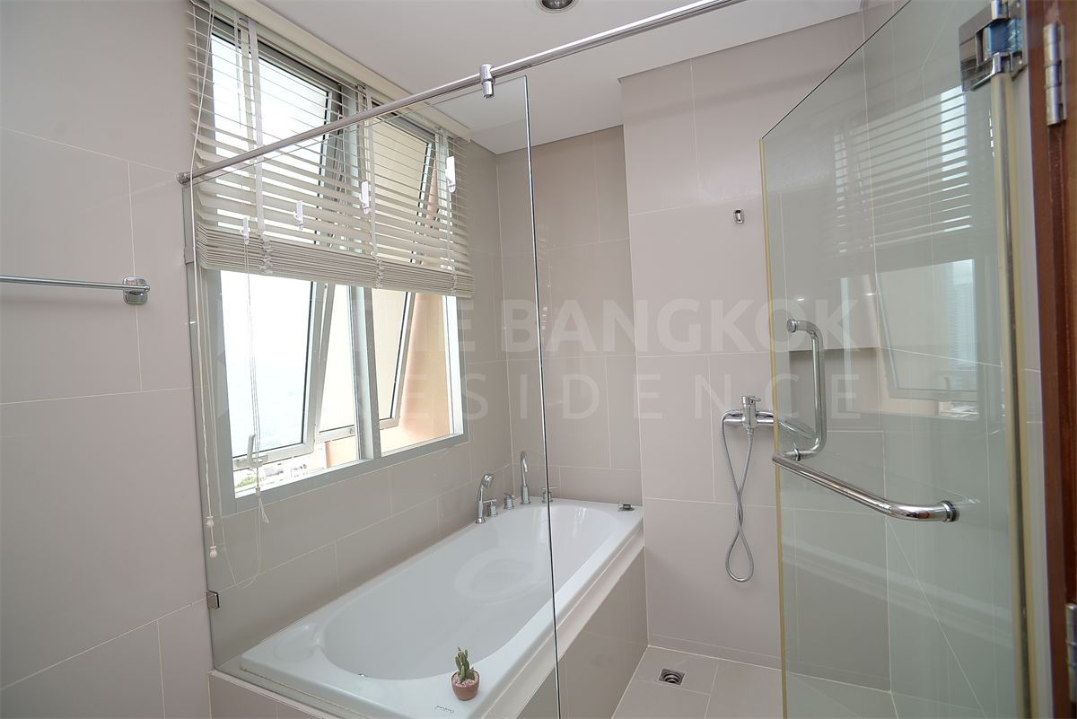 picture Easy Travel, Fully Utilized Space Villa Sathorn near BTS Krung Thonburi - 5/10
