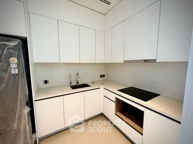 picture 36th-Floor 3-BR At One 89 Wireless, 200m To MRT Lumphini (ID 3193125) - 10/12