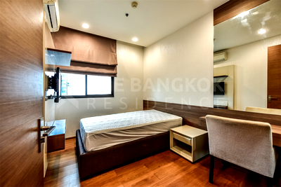 Condos for rent : The Address Sathorn 12 near BTS Saint Louis Room available, great price