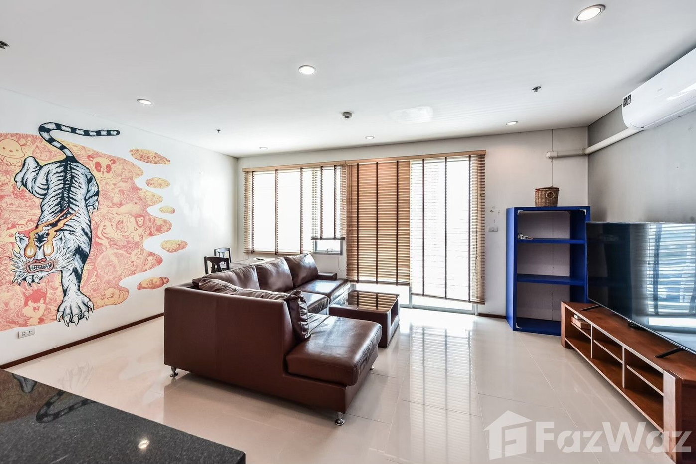 picture High floor River-City Amazing View 1852468 - 8/18