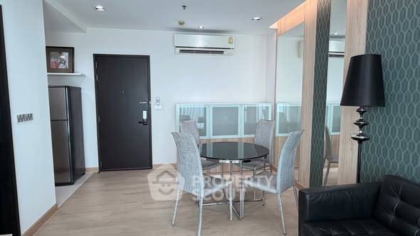 picture 41st-Floor 1-BR Sky Walk Residences For Sale Near BTS Phra Khanong (ID 3192351) - 2/6