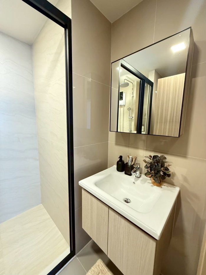 picture “The Base rise — a new condominium project in Phuket, conveniently located near Central Phuket - 7/20