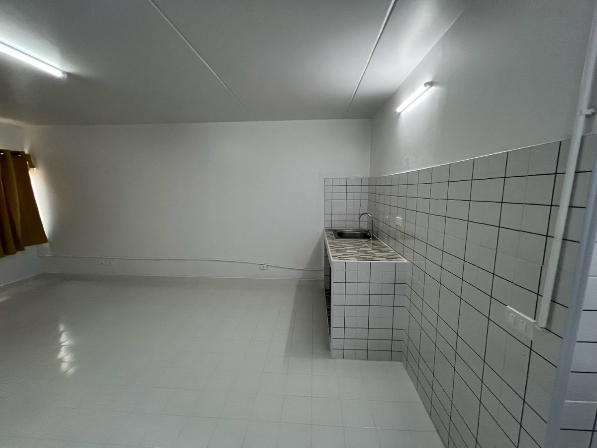 รูป T3 ป๊อปปูล่าคอนโด ชั้น 6 เมืองทองธานี 40 ตรม วิวสวน 1 ห้องนอน สนใจติดต่อ ฟาง 0614243656 - รูปที่ 7/10