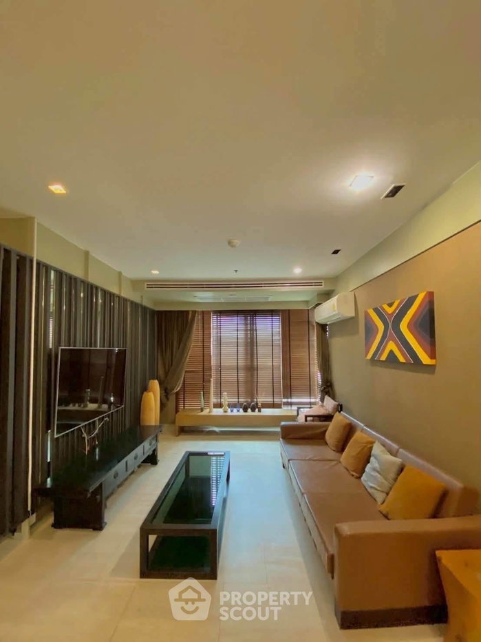 picture 16th-Floor 3-BR Citi Smart Sukhumvit 18, 200m To BTS Asoke (ID 3194934) - 7/11
