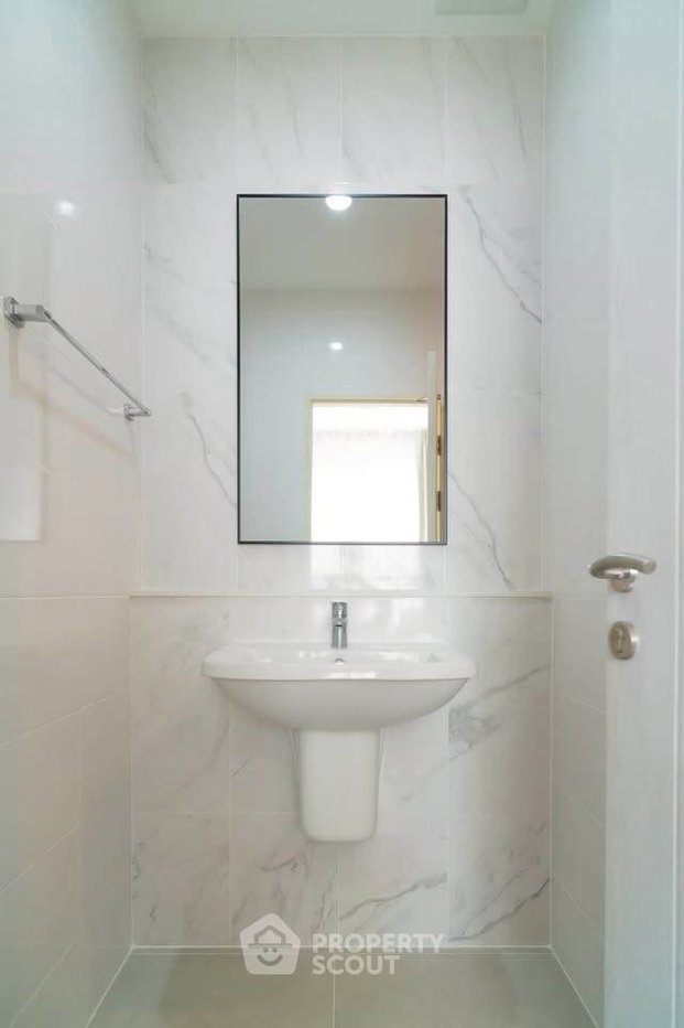 picture 18th-Floor 1-BR Cloud Thonglor-Phetchaburi Near MRT Phetchaburi (ID 3185626) - 10/14