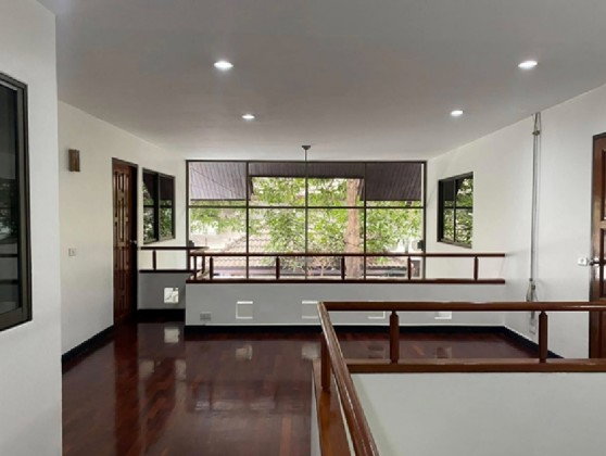 รูป ให้เช่าบ้านเดี่ยว 2 ชั้น ทำเล ประชาอุทิศ เหม่งจ๋าย เข้าซอย 150 เมตร / แอร์ 8 เครื่อง / เหมาะเป็นสำนักงาน , ไลฟ์สด , online , จดบริษัทได้ - รูปที่ 7/13