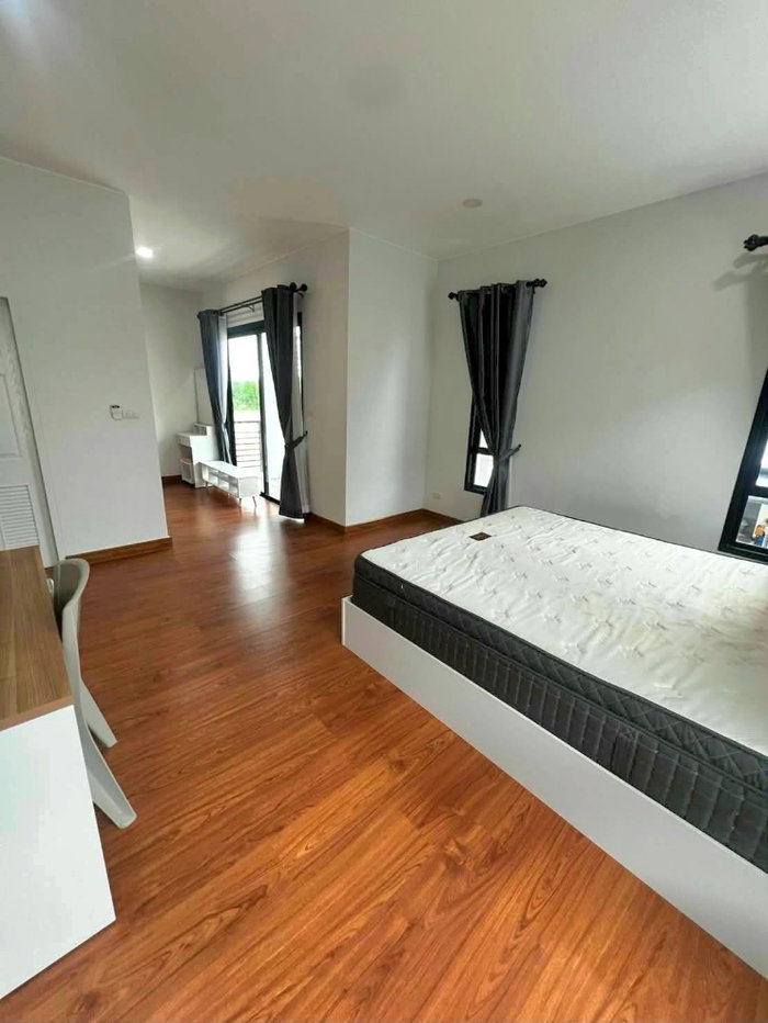 รูป #บ้านเช่าระยอง
บ้านเดี่ยว 2 ชั้นให้เช่า พร้อมเฟอร์นิเจอร์
โครงการเดอะโฮม บ้านฉาง–ระยอง
ให้เช่า 23,500 - รูปที่ 6/30