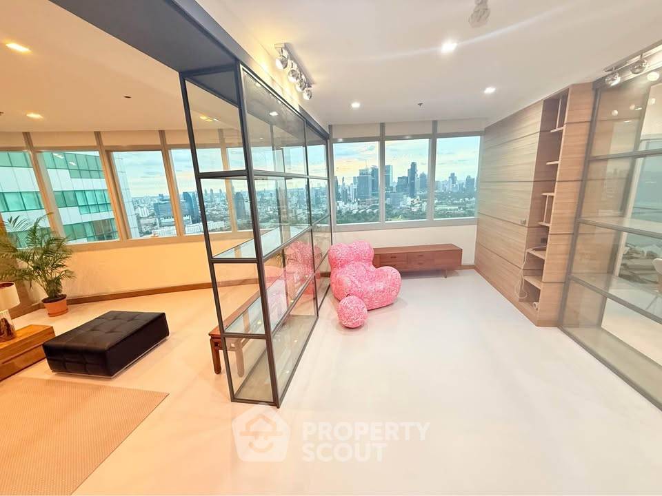 รูป 260 ตร.ม. 3 ห้องนอน ชั้น 40-41 Millennium Residence @ Sukhumvit Condominium BTS อโศก (ID 3194046) - รูปที่ 21/27