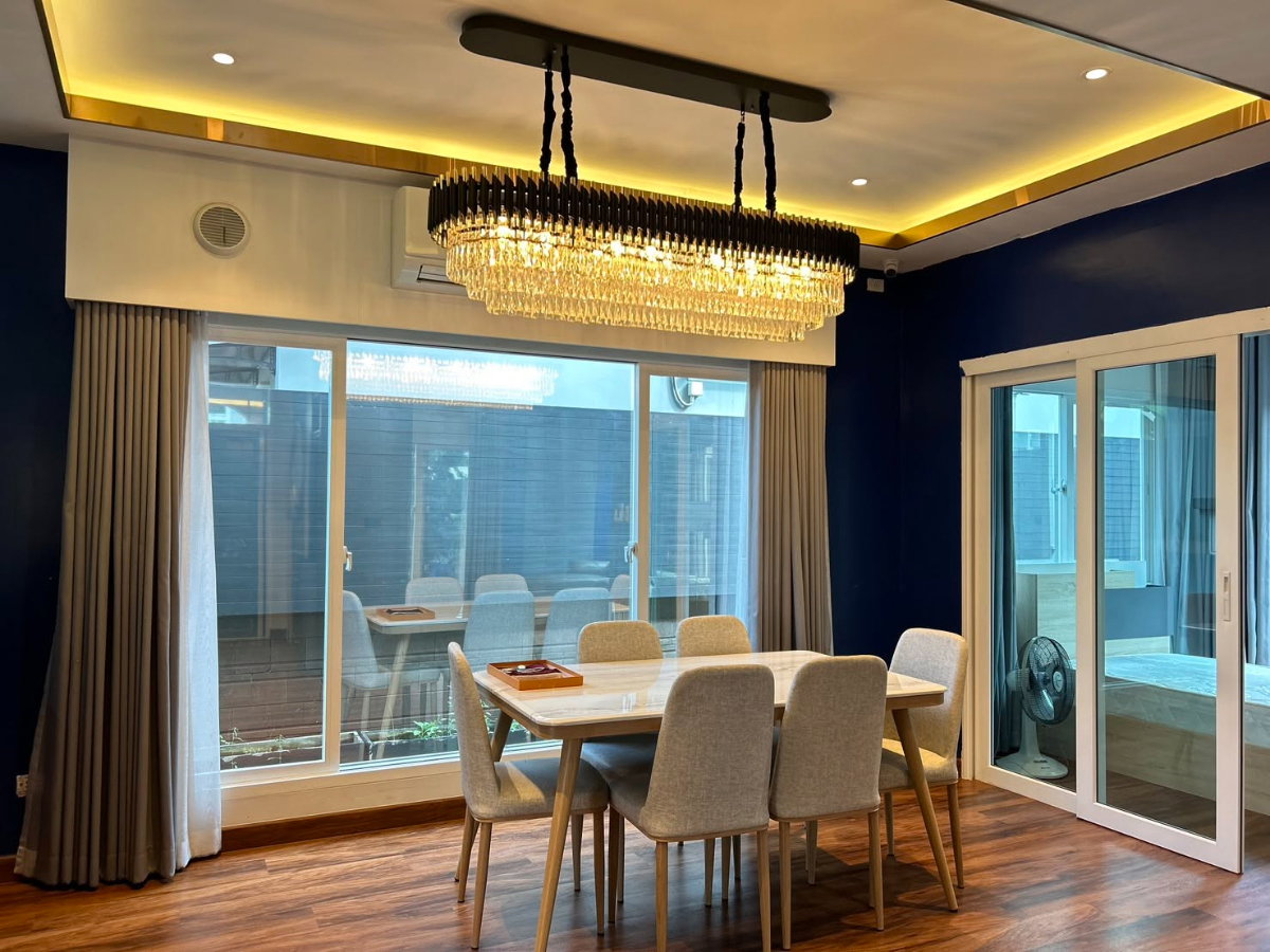 picture Luxury Homes, Laddarom Elegance, Ruamchok, 2 Houses Available, in a premium residential community. - 2/38