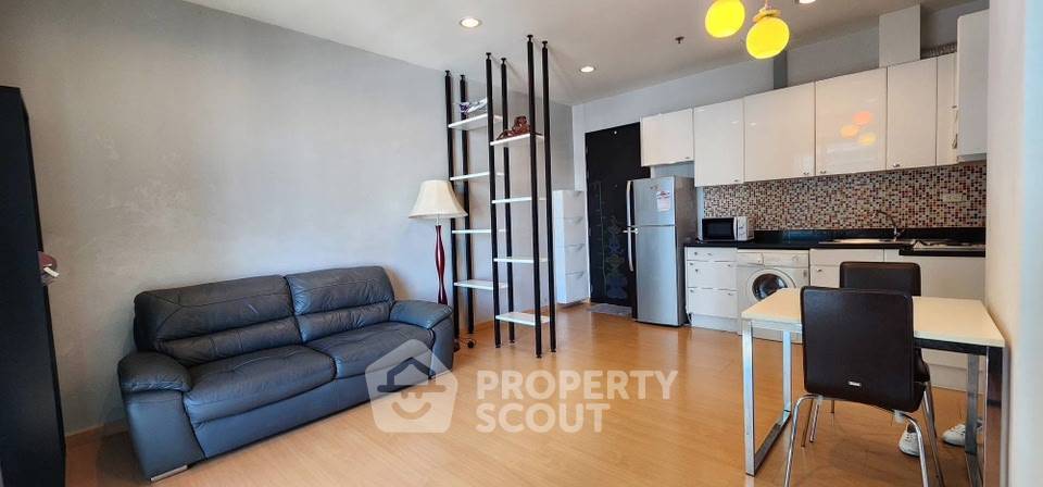 picture 1-BR Condo At Baan Klang Krung Siam-Pathumwan • 100m to BTS Ratchathewi (ID 3069002) - 5/6