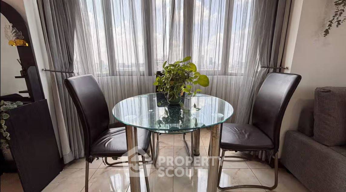 picture 26th-Floor 1-BR At Omni Tower, 400m To BTS Nana (ID 3192875) - 9/10