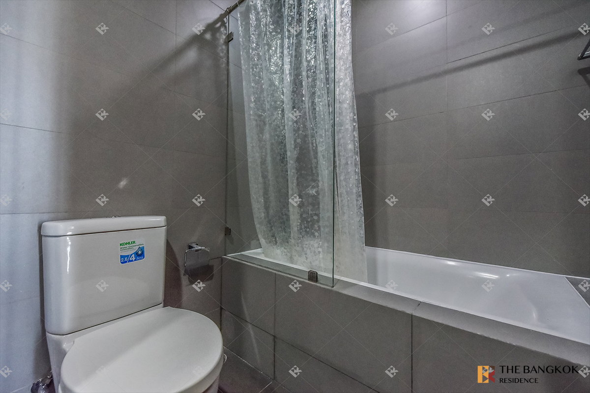 picture Rental Condo 💎 Noble ReD, 1BR, 54 sq.m., 35K 🌃 High-floor unit with high ceilings, near BTS Ari  - 9/10