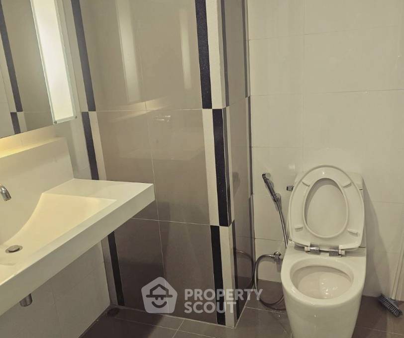 picture 100m To MRT Ratchadaphisek | 2-BR Rhythm Ratchada For Sale (ID 3133197) - 3/14