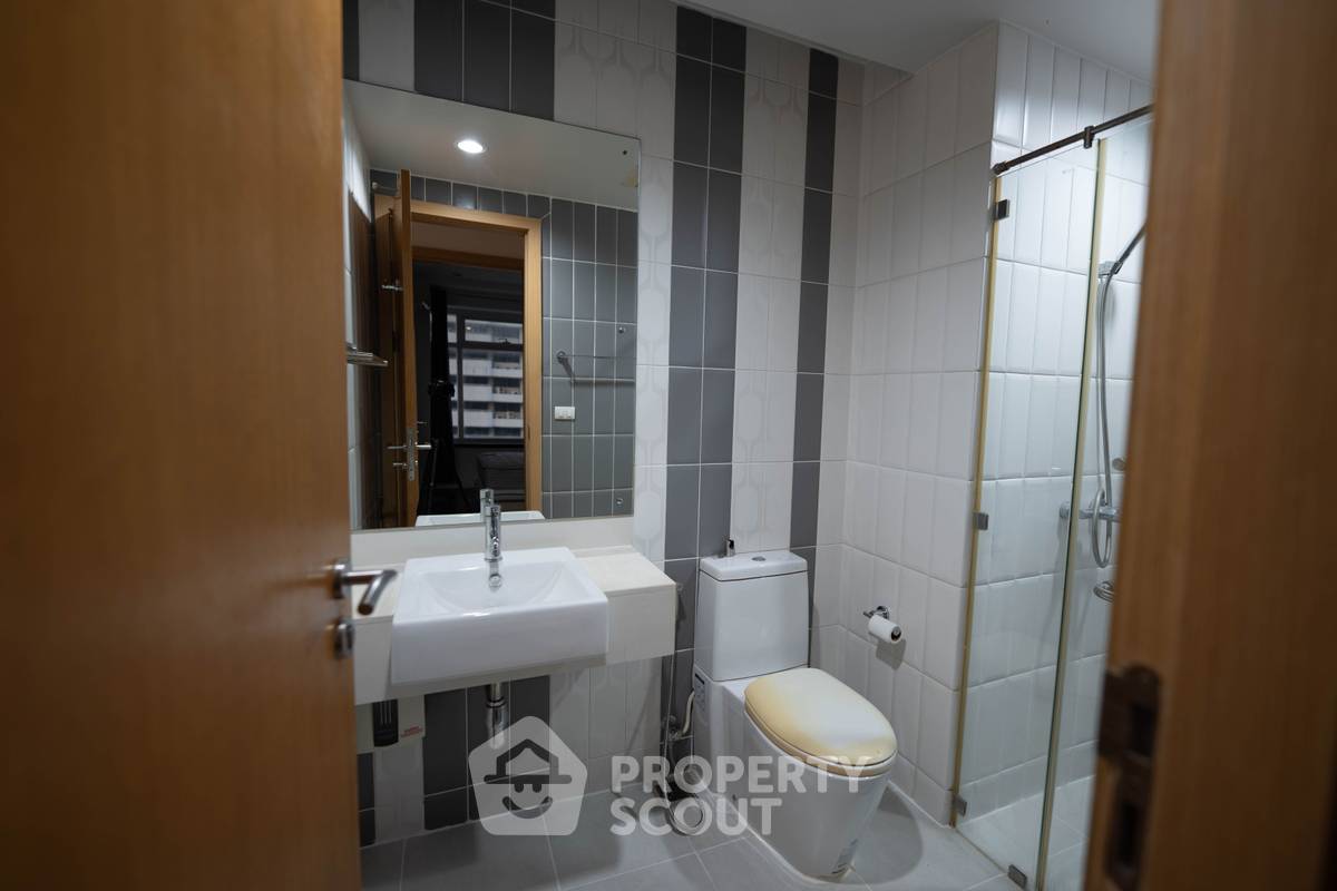 รูป คอนโด 1 ห้องนอน ชั้น 16 Circle Condominium ใกล้ MRT เพชรบุรี (ID 3155941) - รูปที่ 5/25