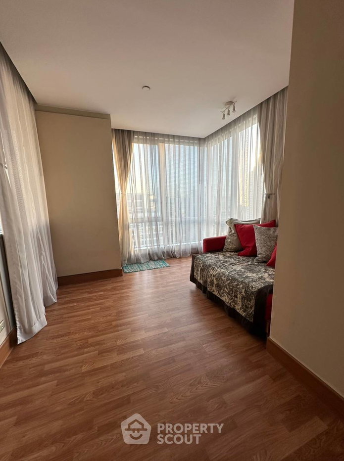 รูป คอนโด 3 ห้องนอน ชั้น 31 ขนาด 125 ตร.ม. Sky Villas Sathorn ขาย (ID 2289583) - รูปที่ 2/10