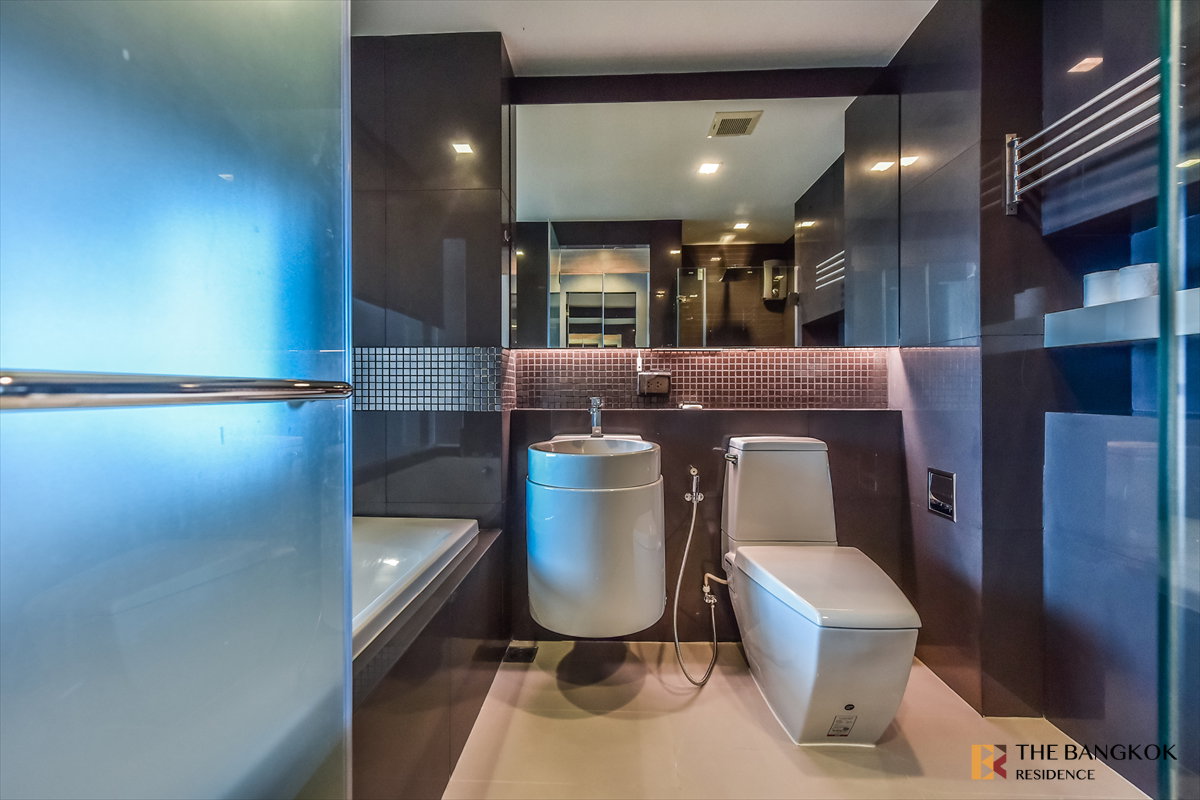 picture RHYTHM Sathorn ðïļ Prime Sathorn Location, Near BTS Saphan Taksin with Convenient Access to the CBD - 11/13