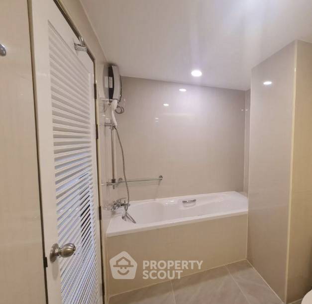 รูป คอนโด 3 ห้องนอน Royal Castle Sukhumvit ใกล้ BTS พร้อมพงษ์ (ID 3132507) - รูปที่ 7/15