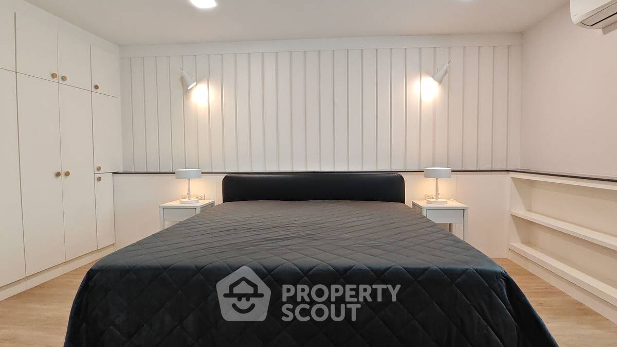 picture 265 Sqm 3-BR At Regent On The Park 2, BTS Thong Lor (ID 3192659) - 9/18