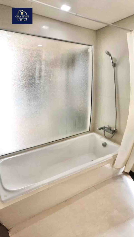 picture For rent: Exclusive Corner Unit at Le Luk Condo – Steps from BTS Phra Khanong - 30/66