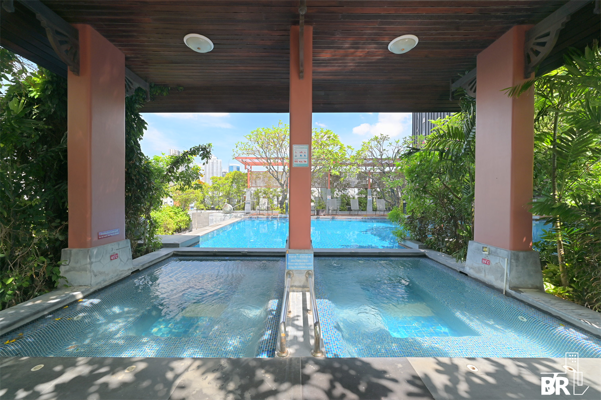 picture Circle Condominium - 8/9