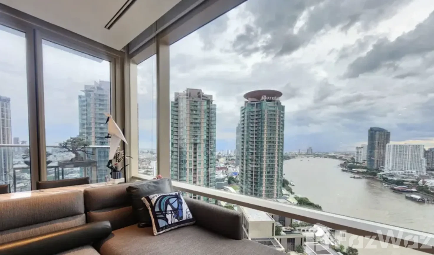 picture Luxury High-Floor River Residence | Four Seasons 6662446 - 2/10