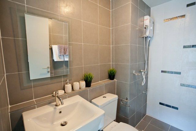 picture 🏢 D Condo Mine Kathu | 1BR | Building A | 8th Floor | 12,000 THB - 6/17