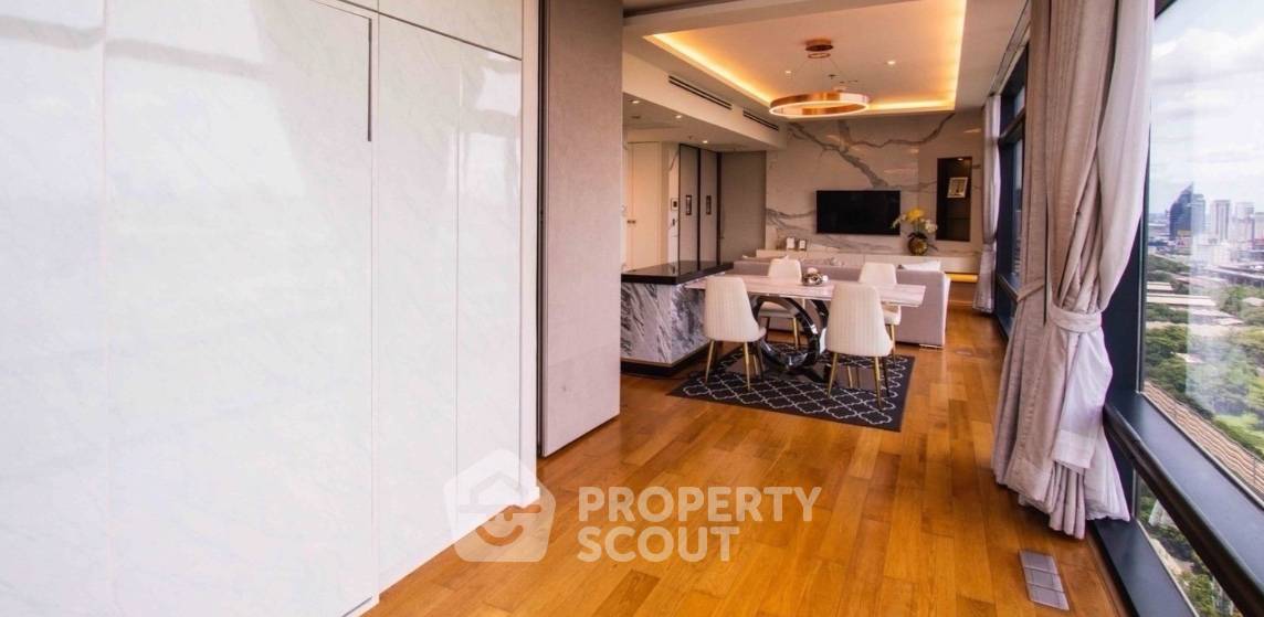 picture 3-BR Condo At Circle Living Prototype Near MRT Phetchaburi (ID 3125335) - 2/5