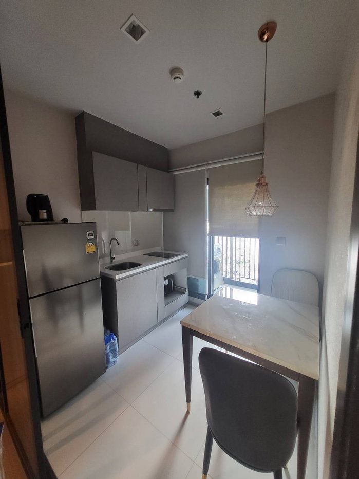รูป Condo for RENT : Life Asoke Rama 9 𝐒𝐢𝐳𝐞 : 35 sqm. 1 Bed / 1 Bath /ครัวปิด / City View 𝐅𝐥𝐨𝐨𝐫 : 36 Tower: A ✅ Fully furnished - รูปที่ 5/9