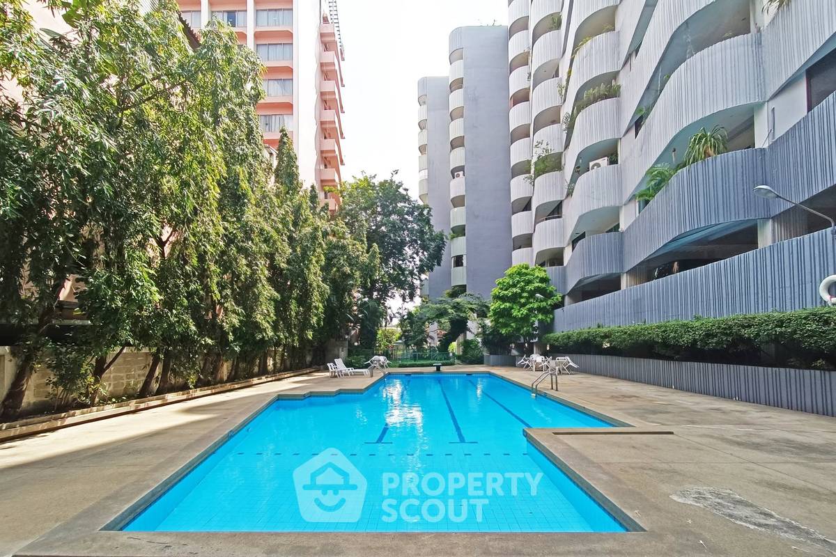 รูป คอนโดเลี้ยงสัตว์ได้ 4 ห้องนอน 410 ตร.ม. Premier Condominium ห่าง BTS พร้อมพงษ์ 300 เมตร (ID 3193392) - รูปที่ 22/26