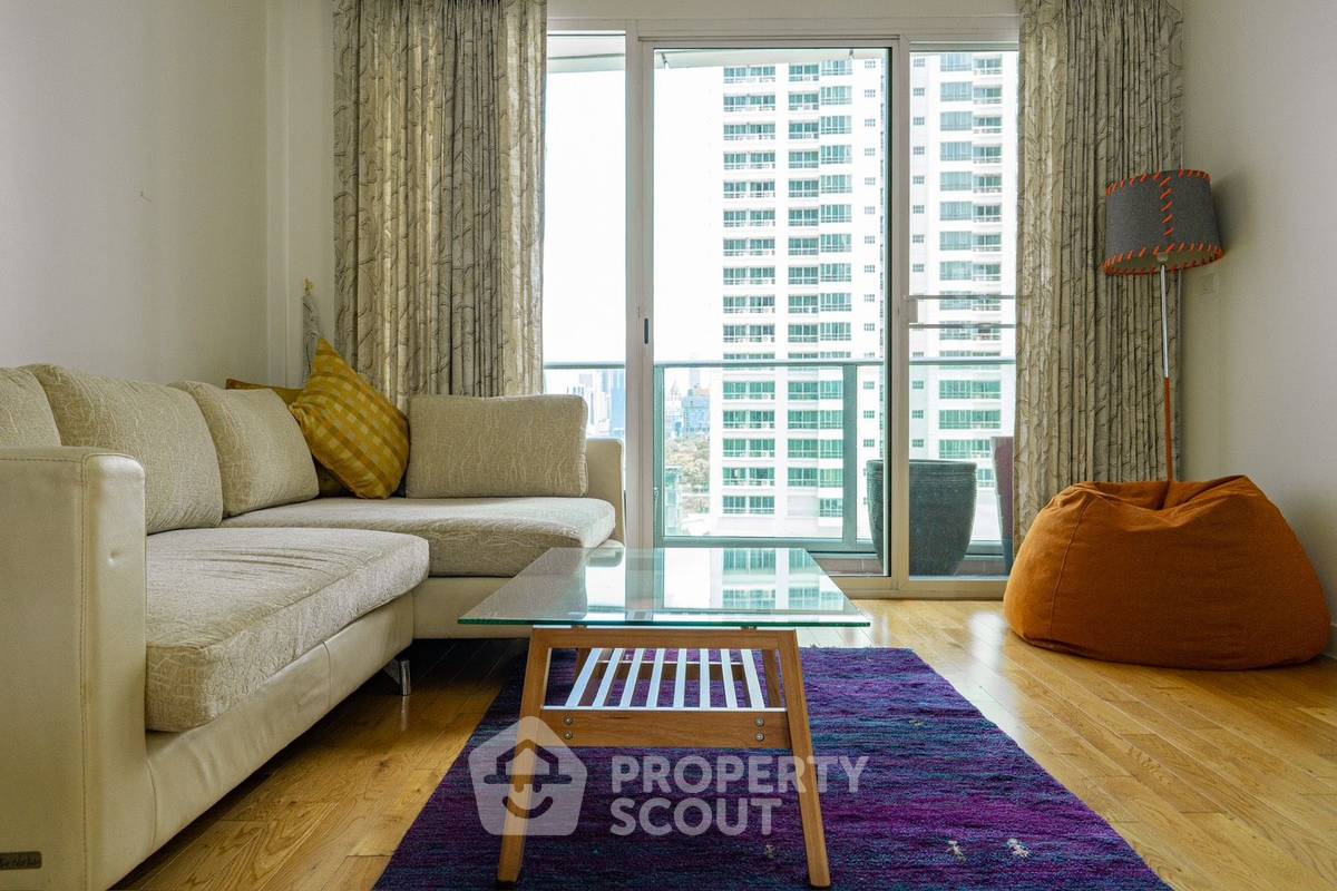 รูป คอนโด 3 ห้องนอน ชั้น 15 พื้นที่ 145 ตร.ม. Millennium Residence @ Sukhumvit ใกล้ BTS Asoke (ID 2695543) - รูปที่ 3/6