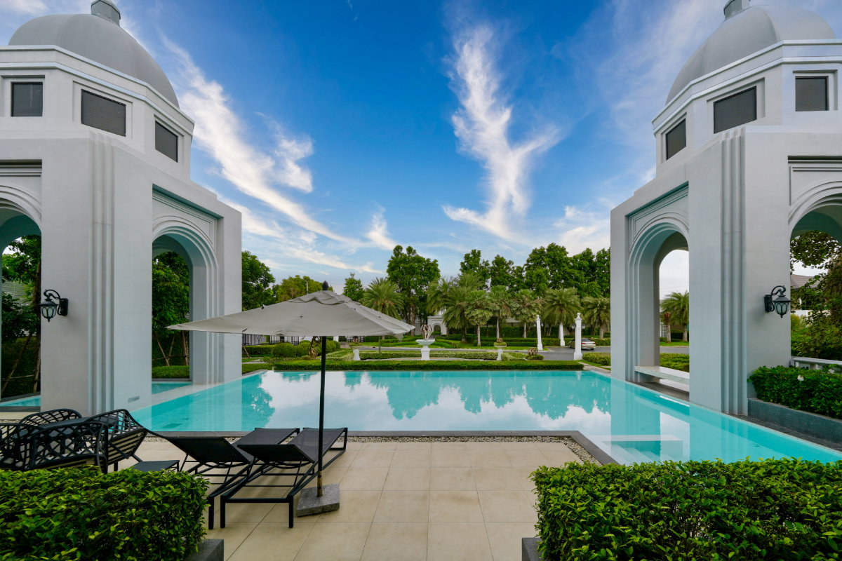รูป ขายด่วน! บ้านหรูย่านบางนา THE GRAND LUX บางนา-สวนหลวง พื้นที่ 120 ตรว. สภาพใหม่มาก! - รูปที่ 31/35