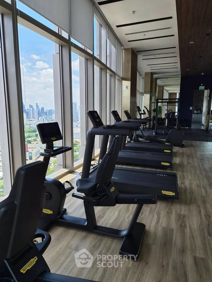 picture 1-BR 35 Sqm Condo At The Crown Residences, 400m to MRT Khlong Toei (ID 3028310) - 12/16