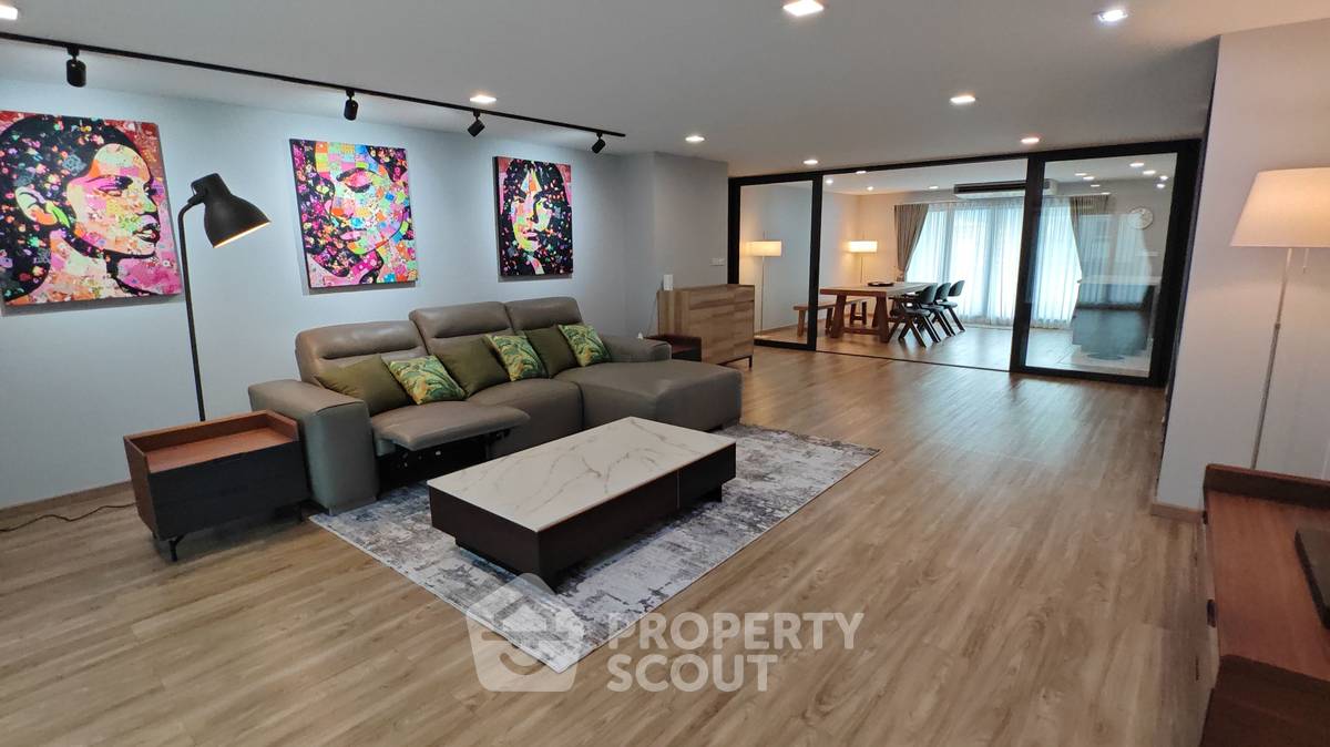 picture 265 Sqm 3-BR At Regent On The Park 2, BTS Thong Lor (ID 3192659) - 3/18