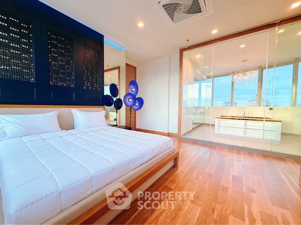 รูป 260 ตร.ม. 3 ห้องนอน ชั้น 40-41 Millennium Residence @ Sukhumvit Condominium BTS อโศก (ID 3194046) - รูปที่ 8/27