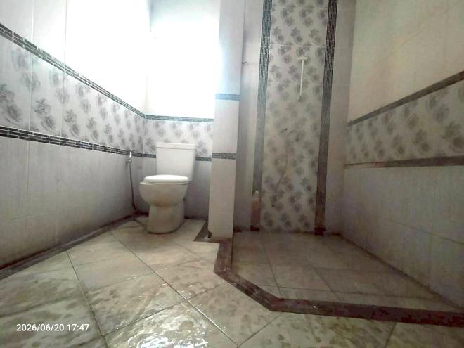 picture FACTORY 13467 Sq.w. Bung Samakkhi Kamphaeng Phet for 29.5M - 11/59