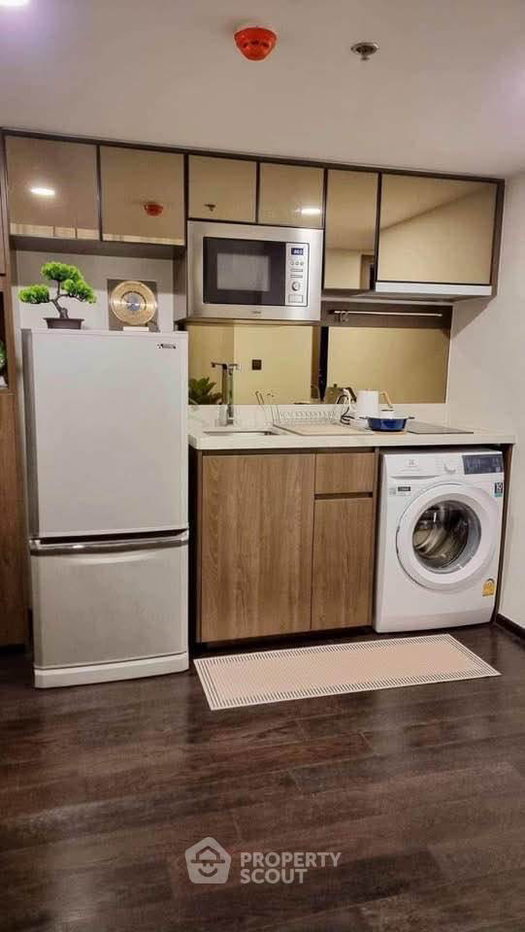 picture 45th-Floor 2-BR At Park Origin Thonglor Near BTS Thong Lor (ID 3193554) - 4/7