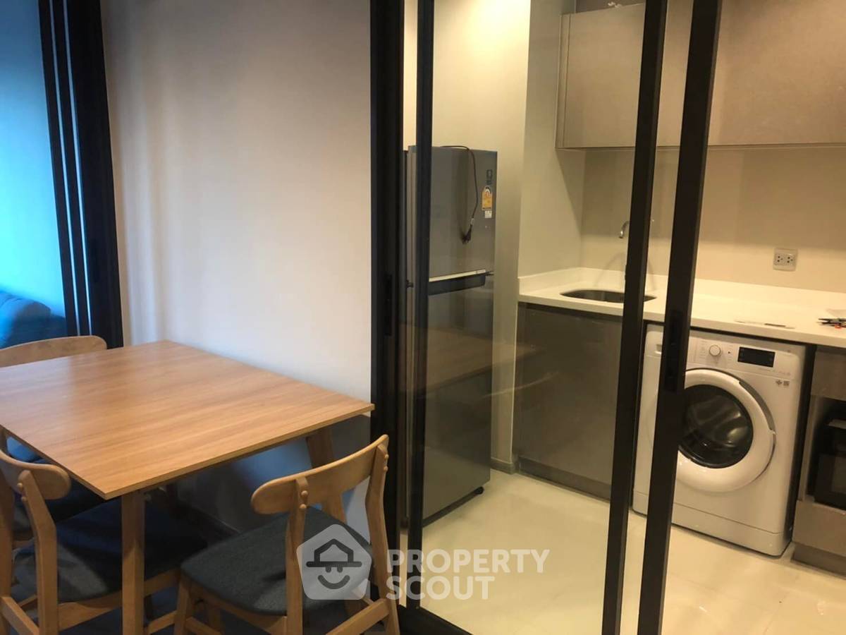 picture Great Value 1-BR Life Asoke - Rama 9 Near MRT Phra Ram 9 (ID 633445) - 2/4