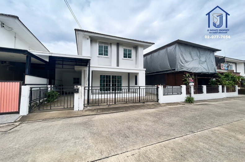 รูป ขายบ้านแฝด 2 ชั้น หมู่บ้านลลิลทาวน์ แลนซีโอ คริป เทพารักษ์-ตำหรุ ถนนตำหรุ-บางพลี ใกล้ทางด่วนบูรพาวิถี - รูปที่ 1/14
