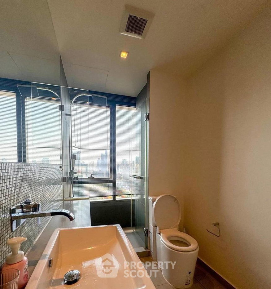 picture 22nd-Floor 2-BR The Lofts Ekkamai 200m To BTS Ekkamai (ID 3121107) - 3/8