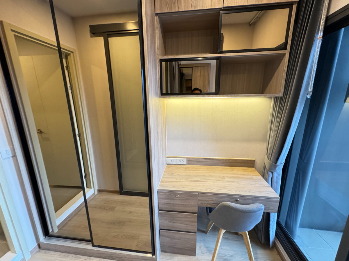 รูป Condo for RENT : Life Rama 4 Asoke 𝐒𝐢𝐳𝐞 : 30 sqm. 𝐓𝐲𝐩𝐞 : 1 Bed 1 Bath / City View 𝐅𝐥𝐨𝐨𝐫 : 27th ✅Fully furnished - รูปที่ 9/13