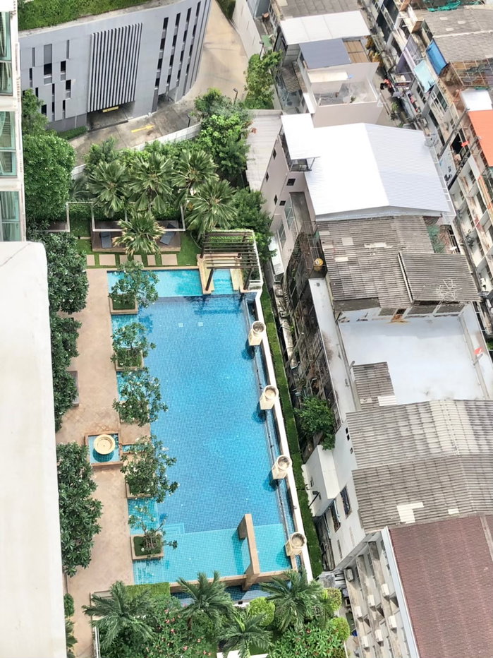 picture For Sale: Exclusive Corner Unit at Le Luk Condo – Steps from BTS Phra Khanong - 52/65