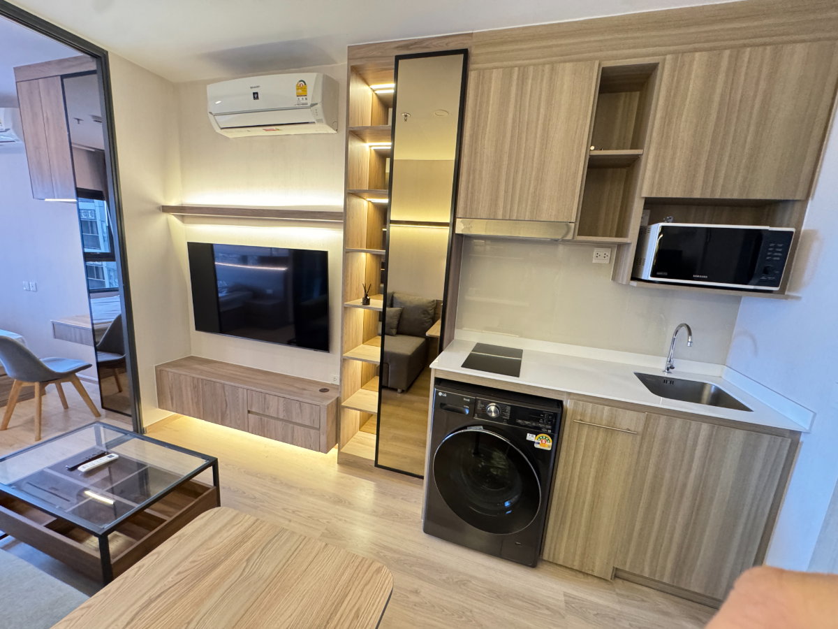 รูป Condo for RENT : Life Rama 4 Asoke 𝐒𝐢𝐳𝐞 : 30 sqm. 𝐓𝐲𝐩𝐞 : 1 Bed 1 Bath / City View 𝐅𝐥𝐨𝐨𝐫 : 27th ✅Fully furnished - รูปที่ 3/13