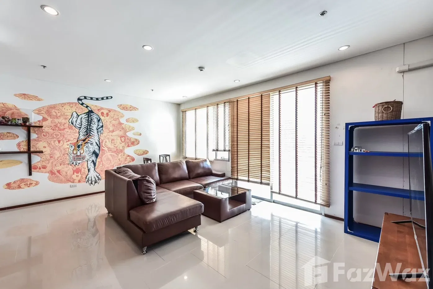 picture High floor River-City Amazing View 1852468 - 2/18