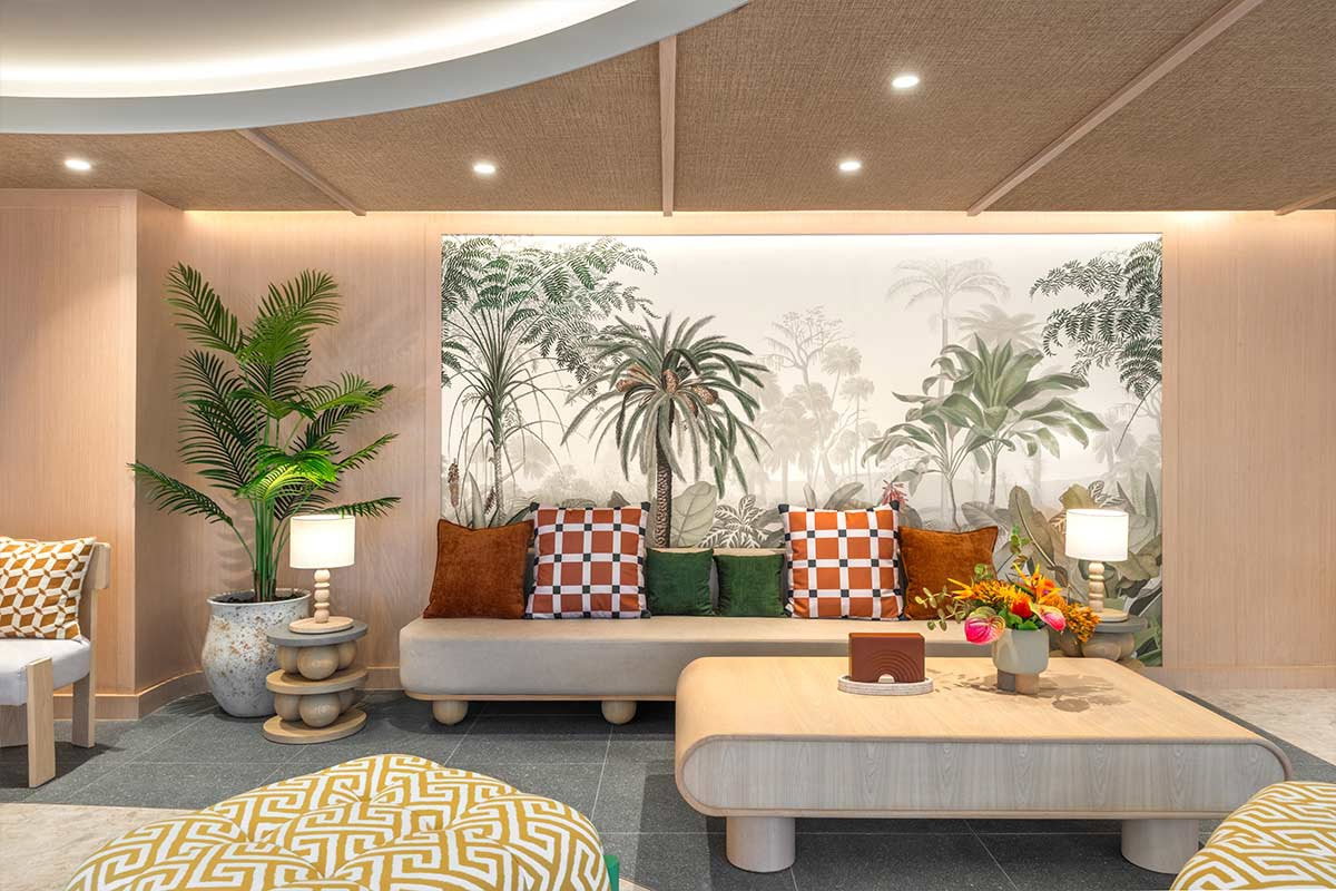 picture “The Base rise — a new condominium project in Phuket, conveniently located near Central Phuket - 19/20